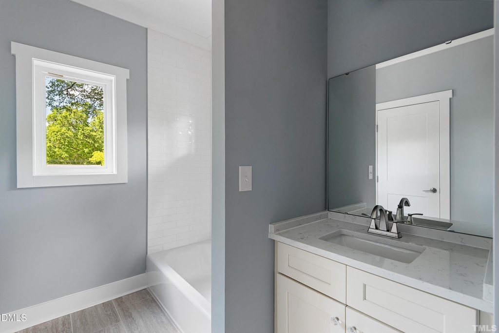715 Drew Street - Photo 12