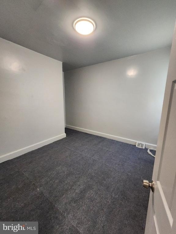 1831 N Croskey Street - Photo 21