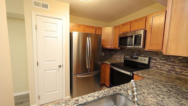 3706 Chimney Ridge Place - Photo 8