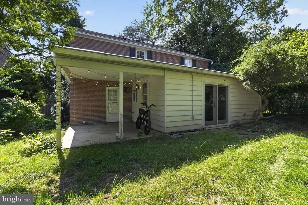 216 Huron Avenue - Photo 21