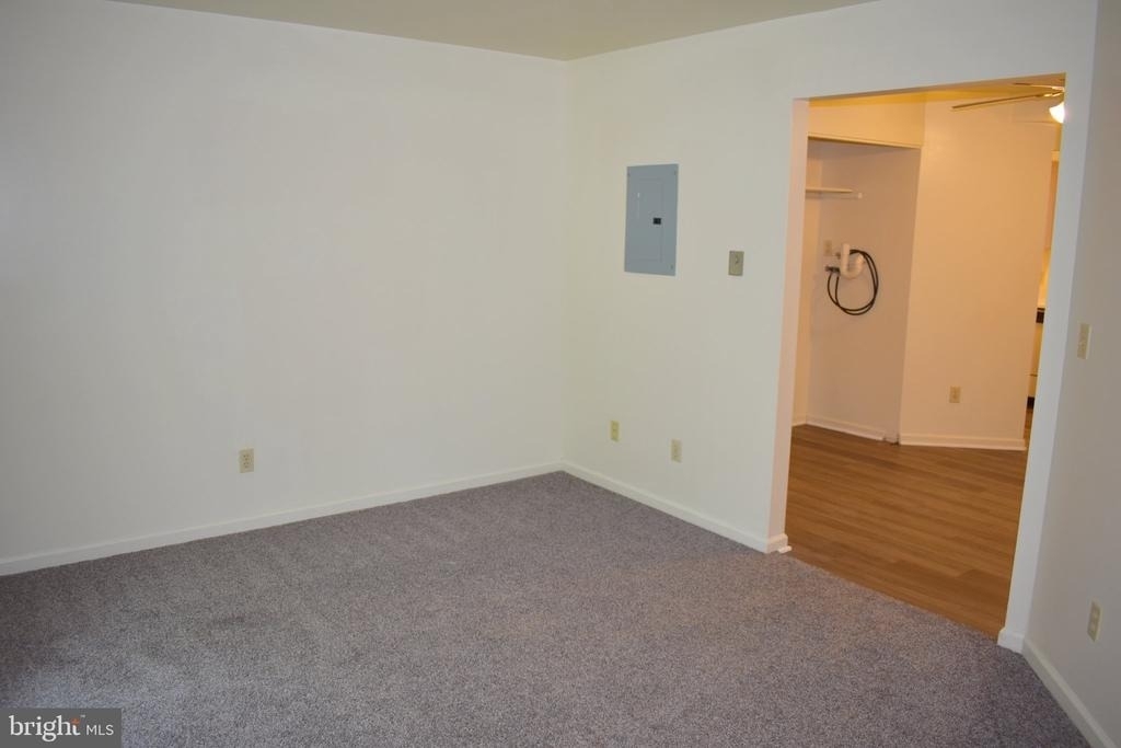 945 Orchard Drive - Photo 8