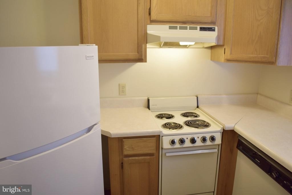 945 Orchard Drive - Photo 4