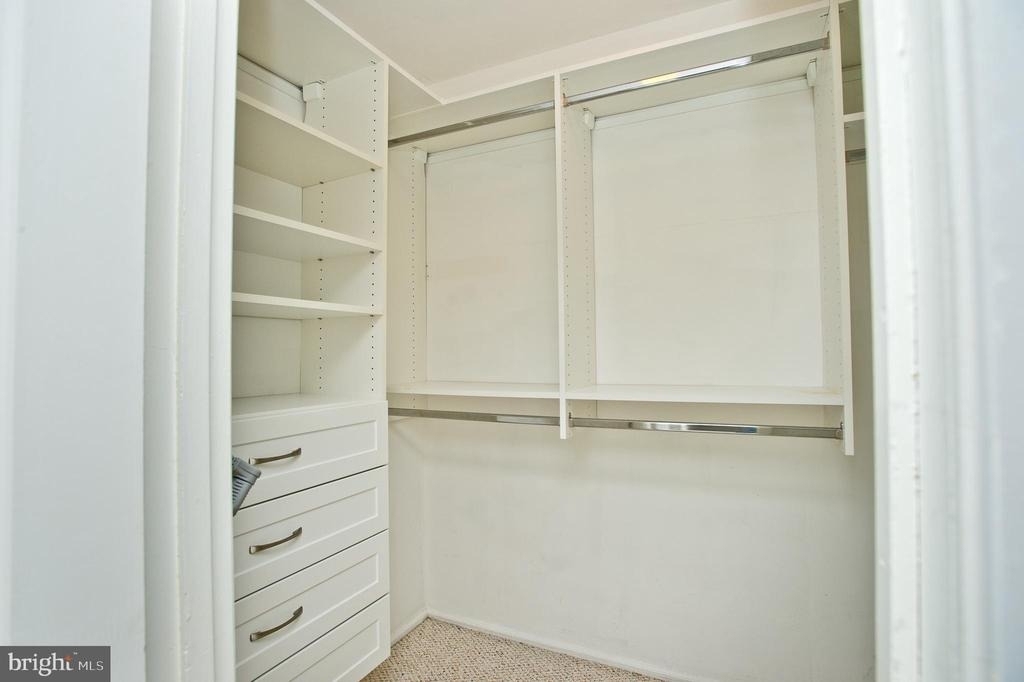 126 E Chelsea Circle - Photo 19