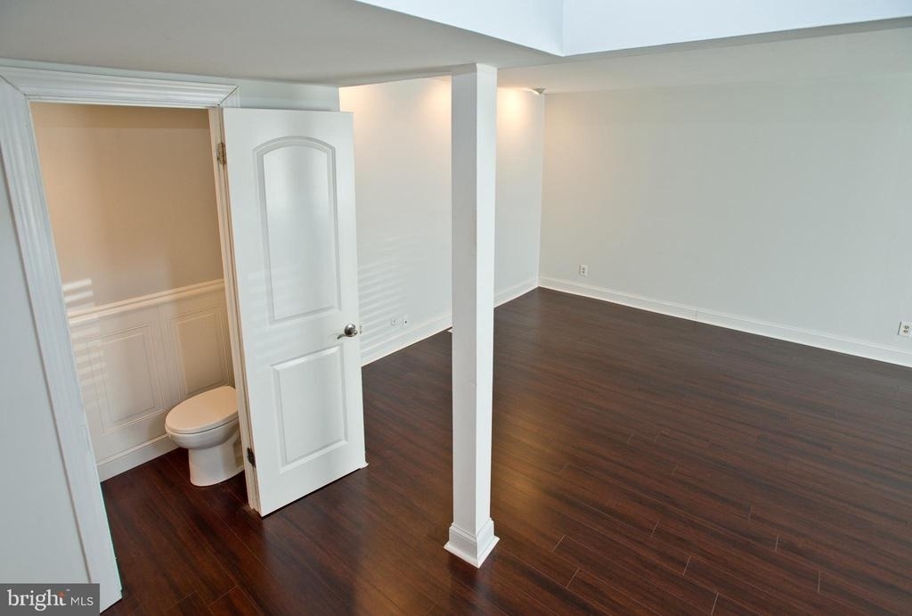 126 E Chelsea Circle - Photo 6