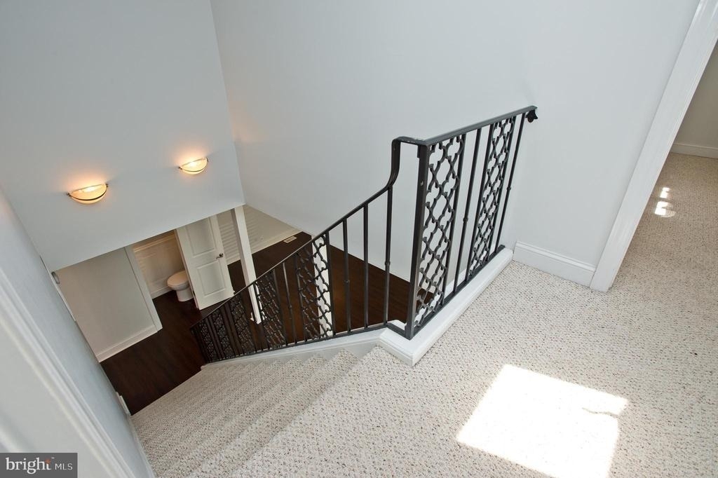 126 E Chelsea Circle - Photo 15