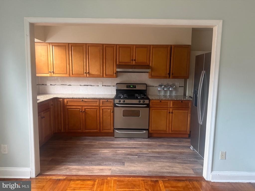 7249 Pine Street - Photo 4