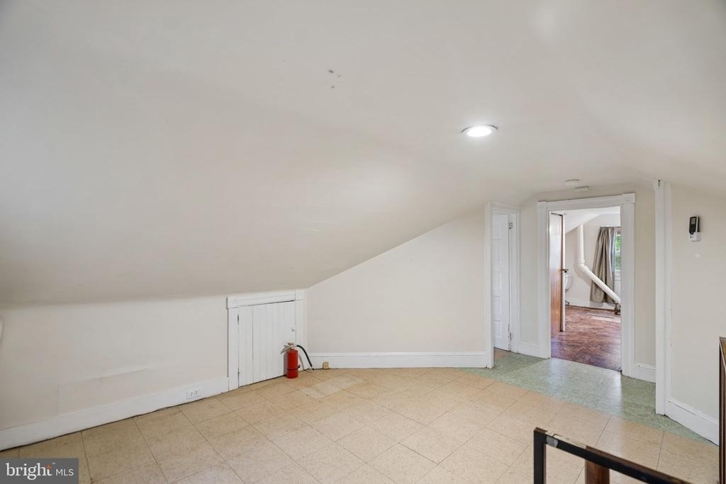 525 Harper Avenue - Photo 17