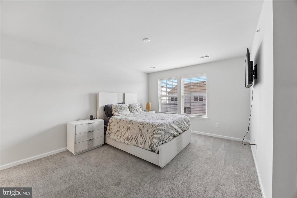 177 S Harner Boulevard - Photo 7