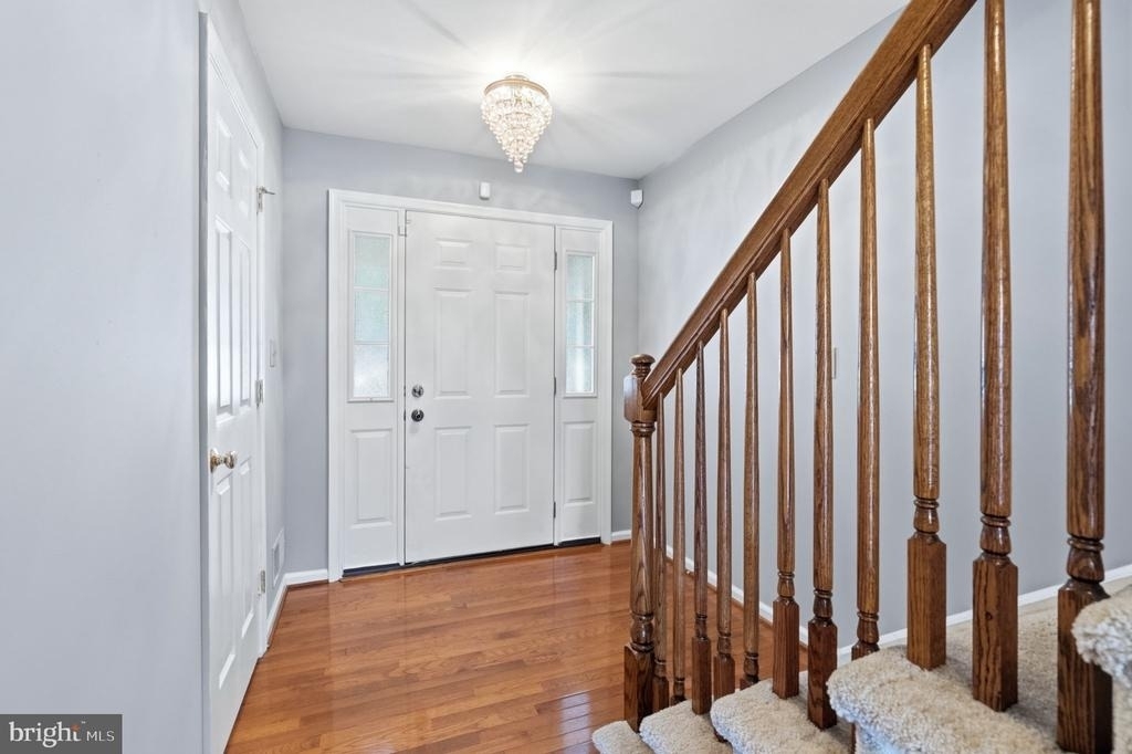 1046 Balley Drive - Photo 2