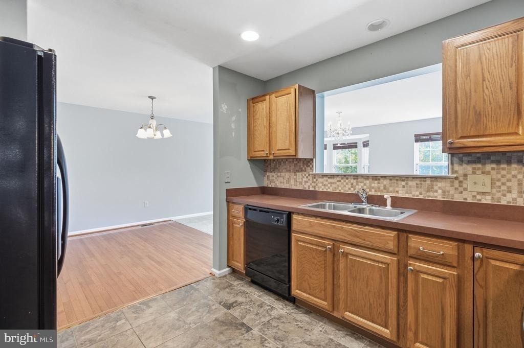 1046 Balley Drive - Photo 11