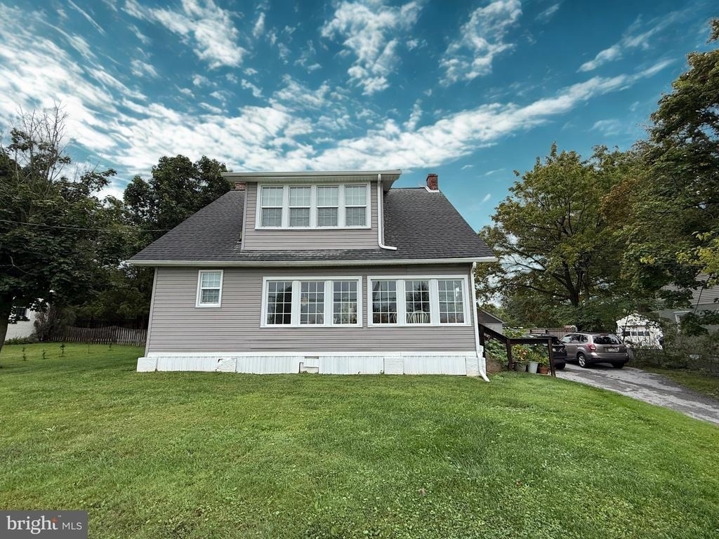 19 E Pothouse Road - Photo 0