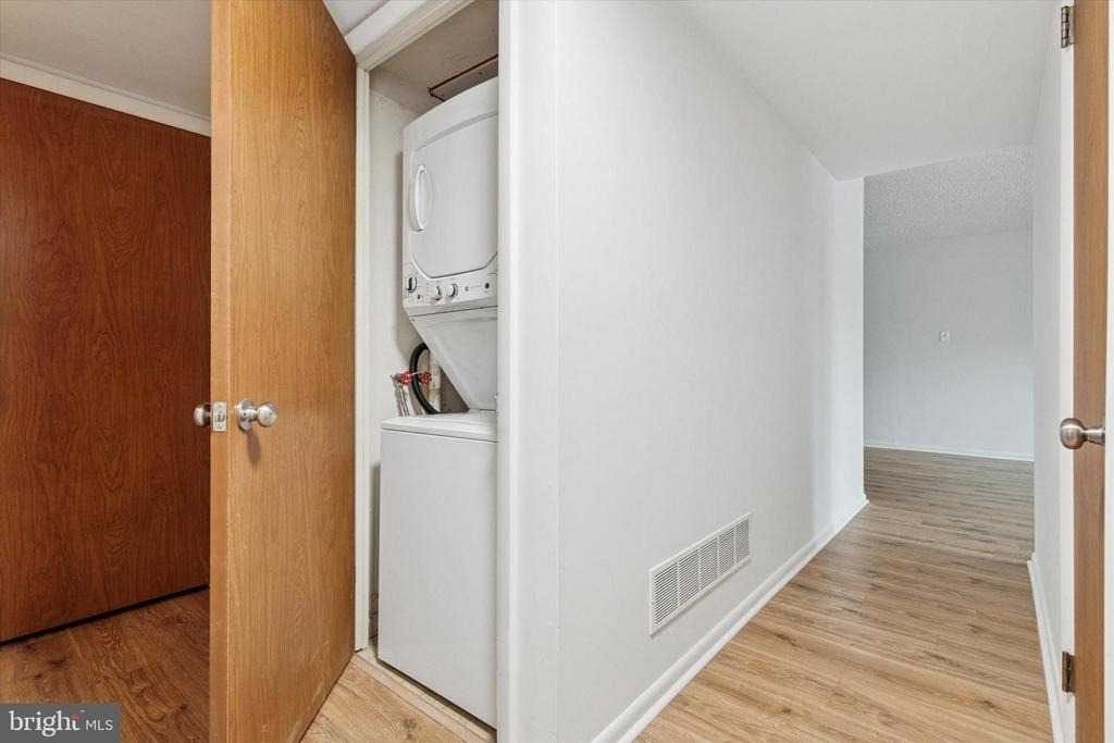 344 Summit House - Photo 10