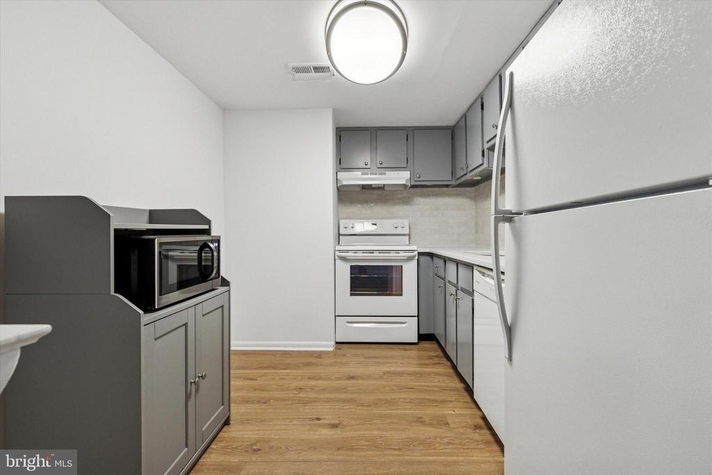 344 Summit House - Photo 5