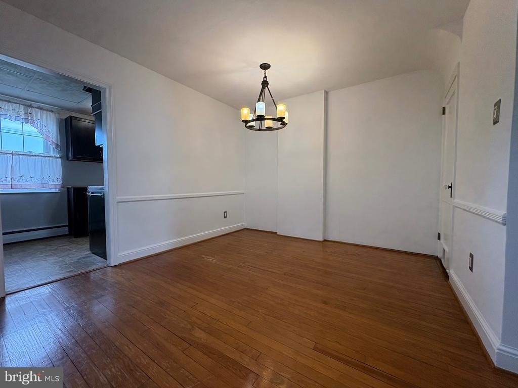 337 W Pennsylvania Avenue - Photo 9