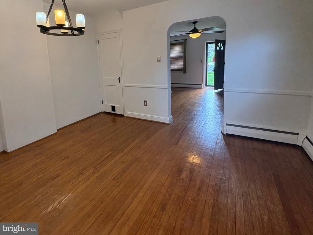 337 W Pennsylvania Avenue - Photo 10