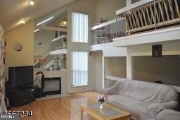11 Woodhill Street - Photo 1