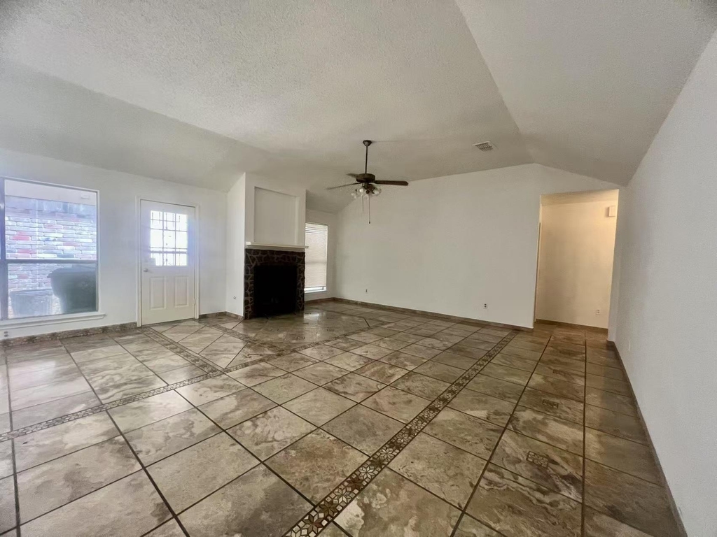 14303 Kincheloe St - Photo 1