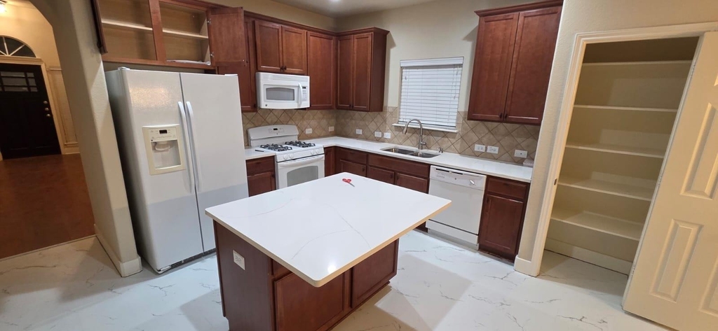 8600 Wood Stork Dr - Photo 4