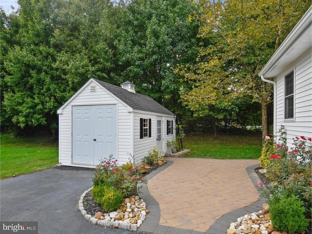 27 Bodine Drive - Photo 23