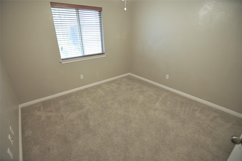 1830 Paradise Ridge Dr - Photo 18