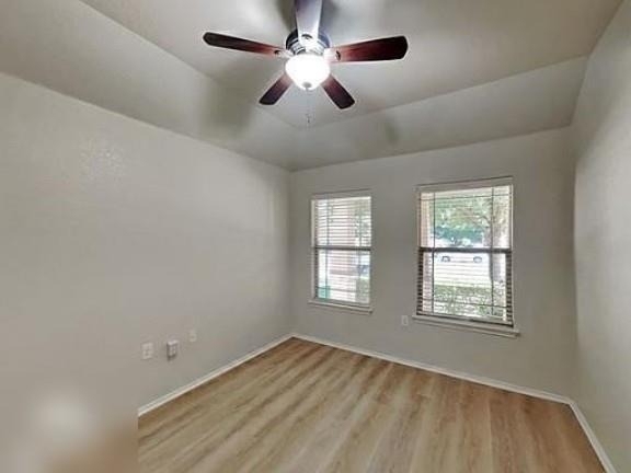 5833 Zachary Scott St - Photo 12