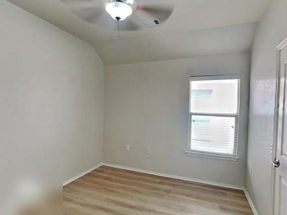 5833 Zachary Scott St - Photo 14