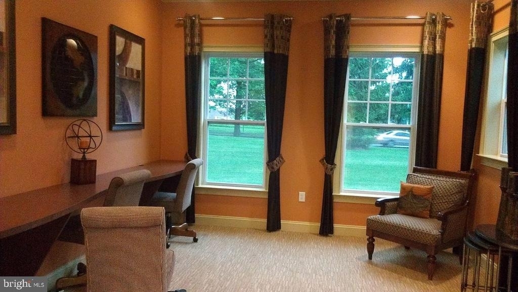 511 Timberlake Drive - Photo 3