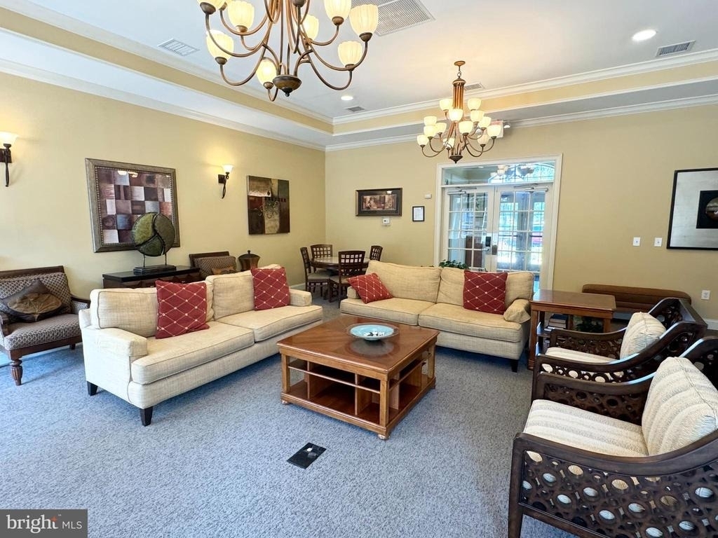 511 Timberlake Drive - Photo 2