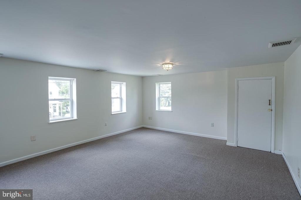 276 Kings Highway - Photo 3
