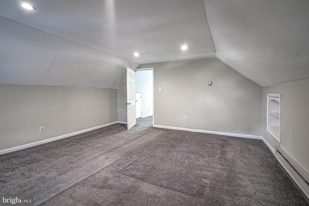 164 Franklin Street - Photo 37