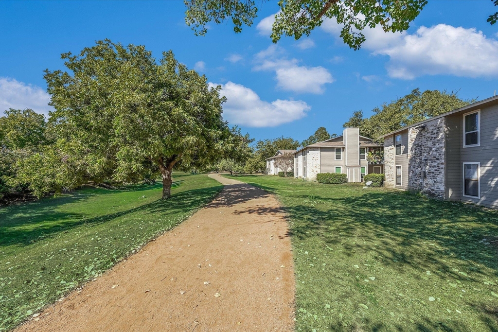 10616 Mellow Meadows Dr - Photo 13