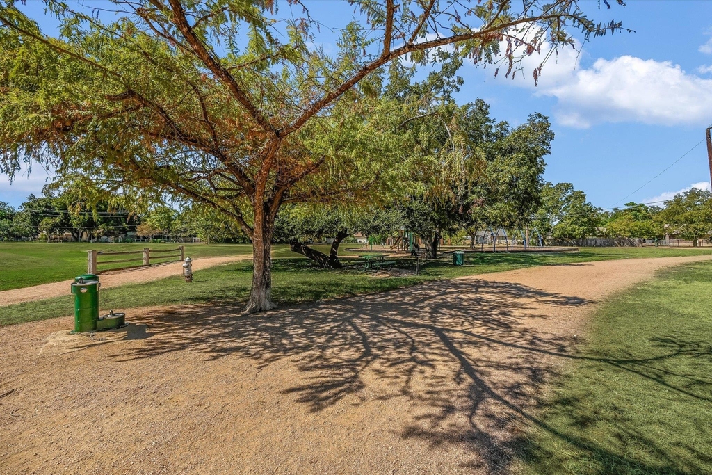 10616 Mellow Meadows Dr - Photo 10