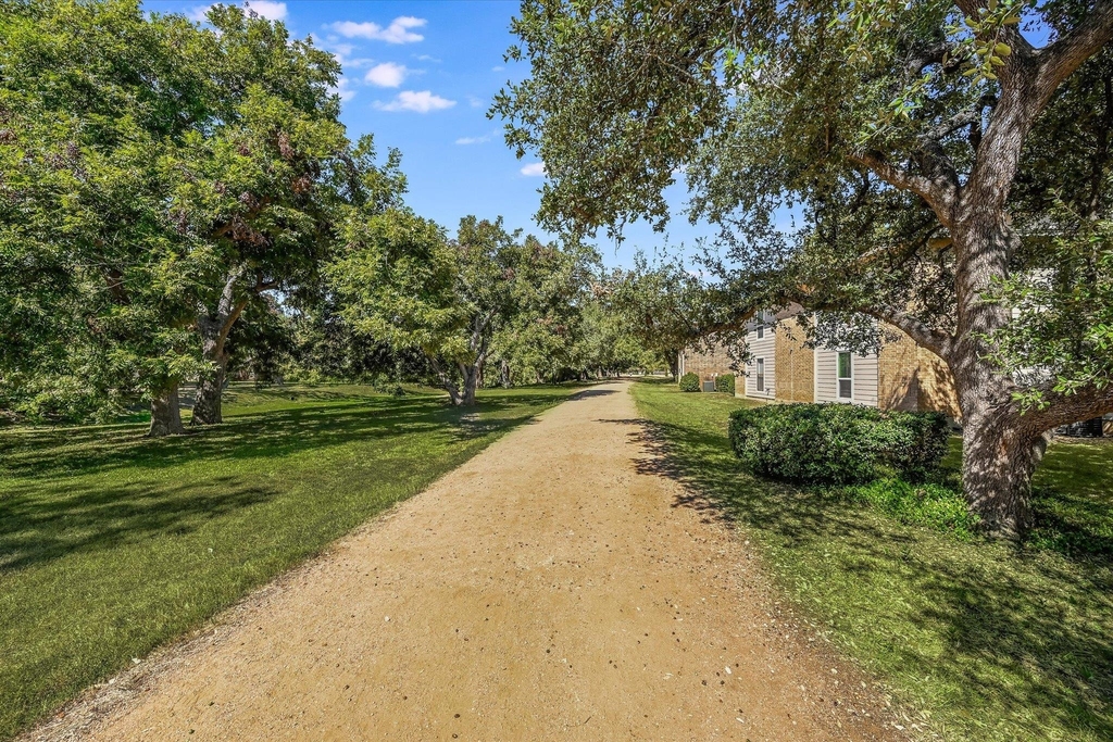10616 Mellow Meadows Dr - Photo 15