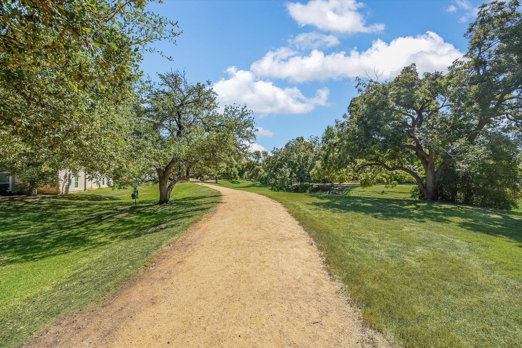 10616 Mellow Meadows Dr - Photo 16