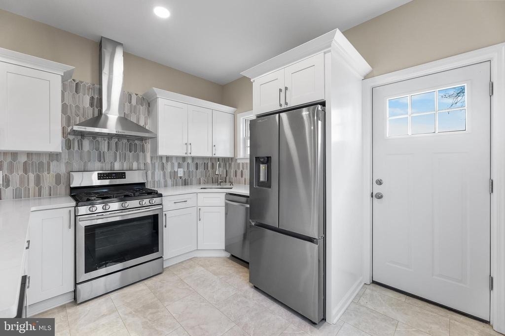 32 West Street - Photo 16