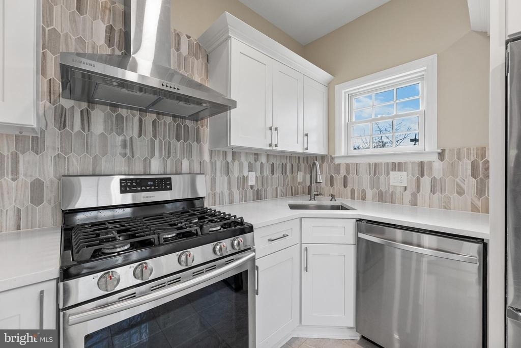 32 West Street - Photo 17