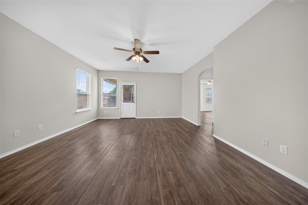 165 Dandy Dr - Photo 6