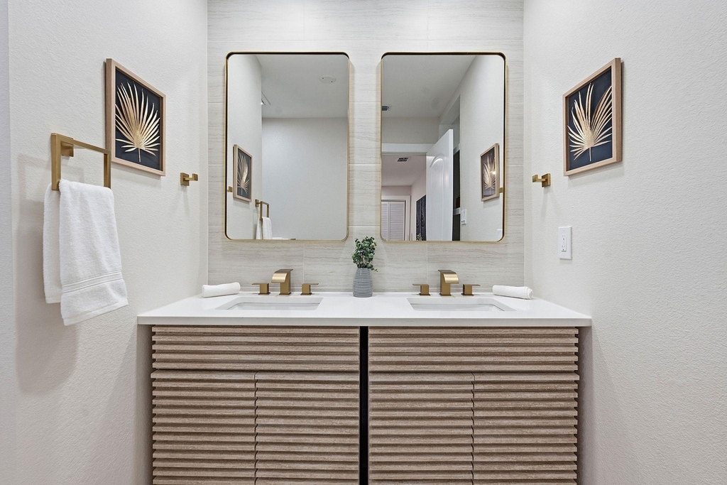 11805 Pollyanna Ave - Photo 16