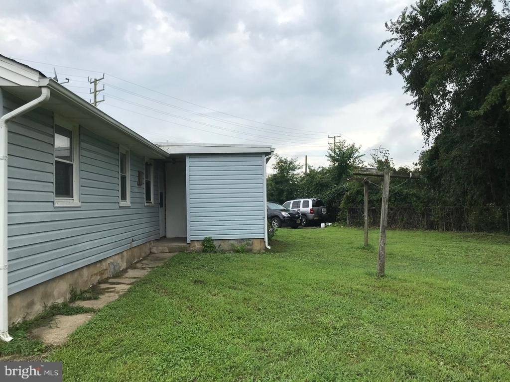 221 Norcross Lane - Photo 13