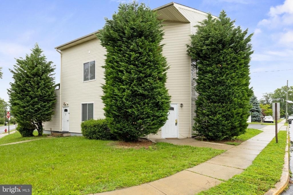 7 E Mill Road - Photo 0