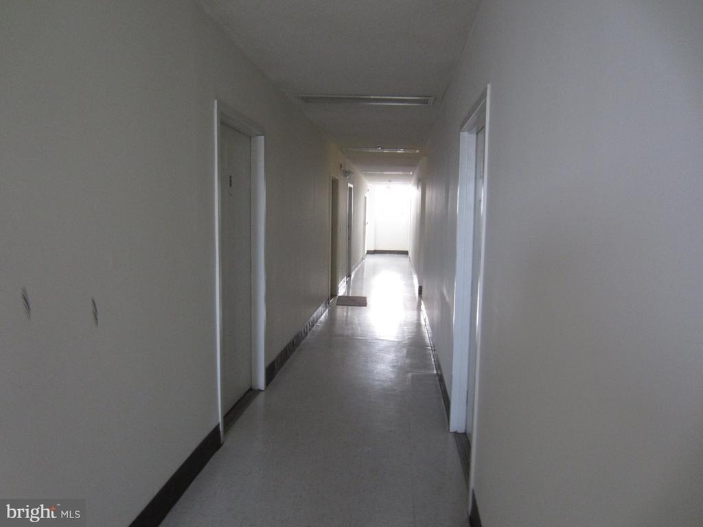 404 E William Street - Photo 3