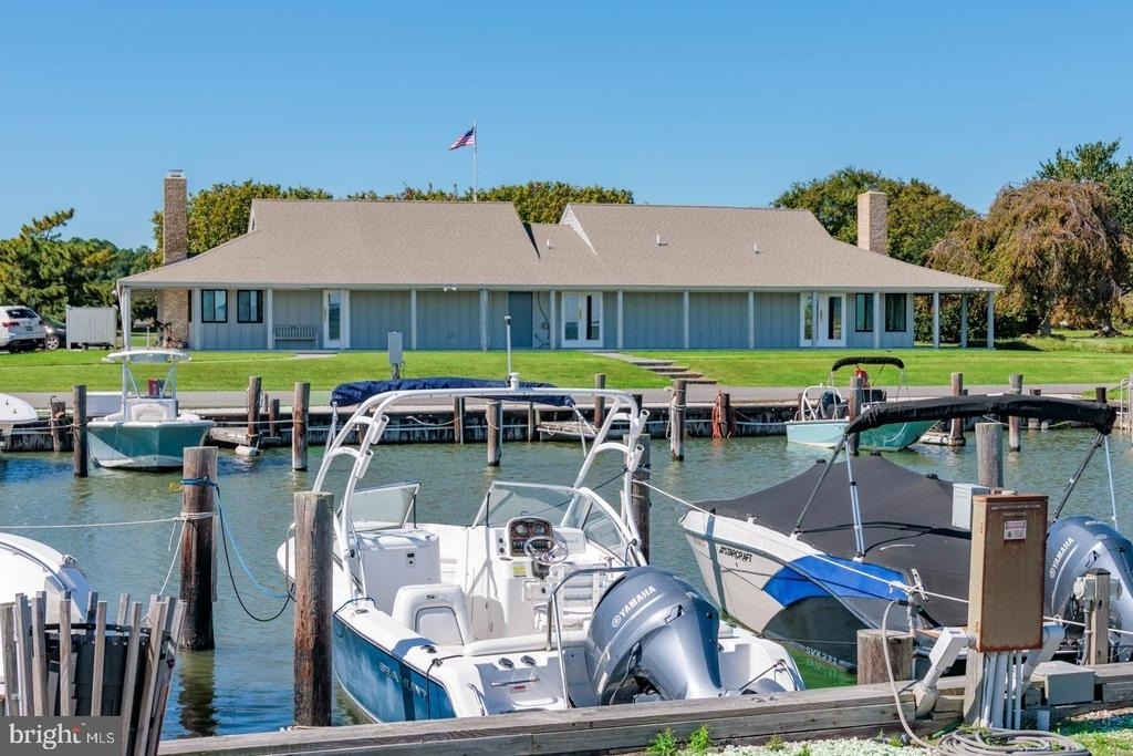 102 Golf Court - Photo 34