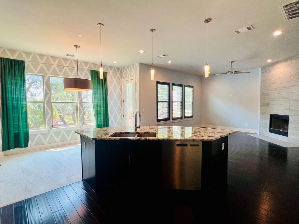 8110 Se Ranch Road 2222 - Photo 8