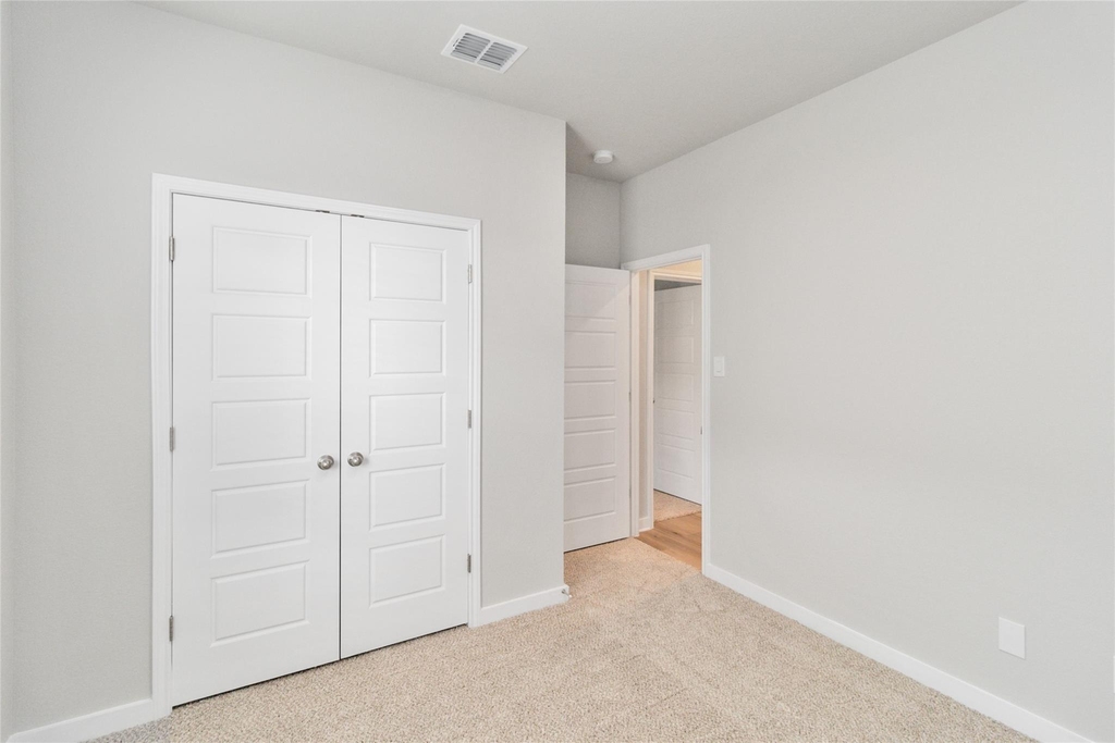 1020 Staglin St - Photo 18