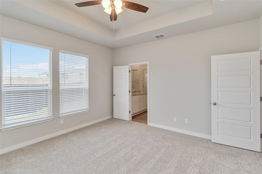 1020 Staglin St - Photo 24