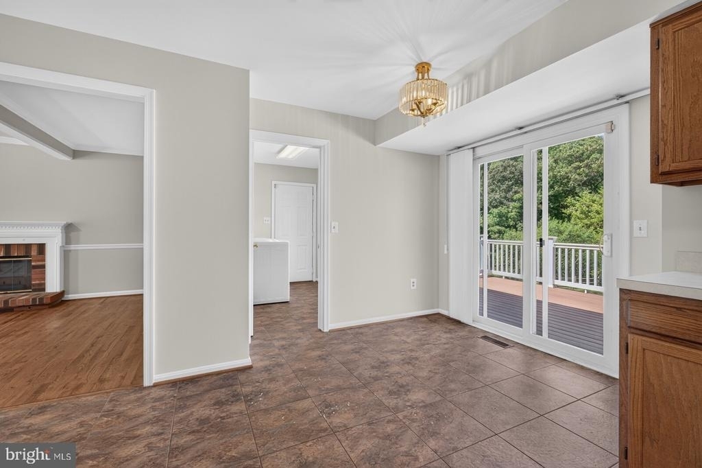 811 Chatsworth Drive - Photo 13