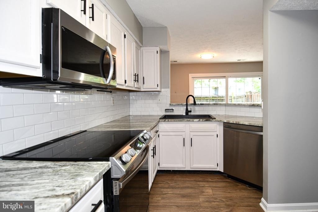 13703 Lord Sterling Place - Photo 1