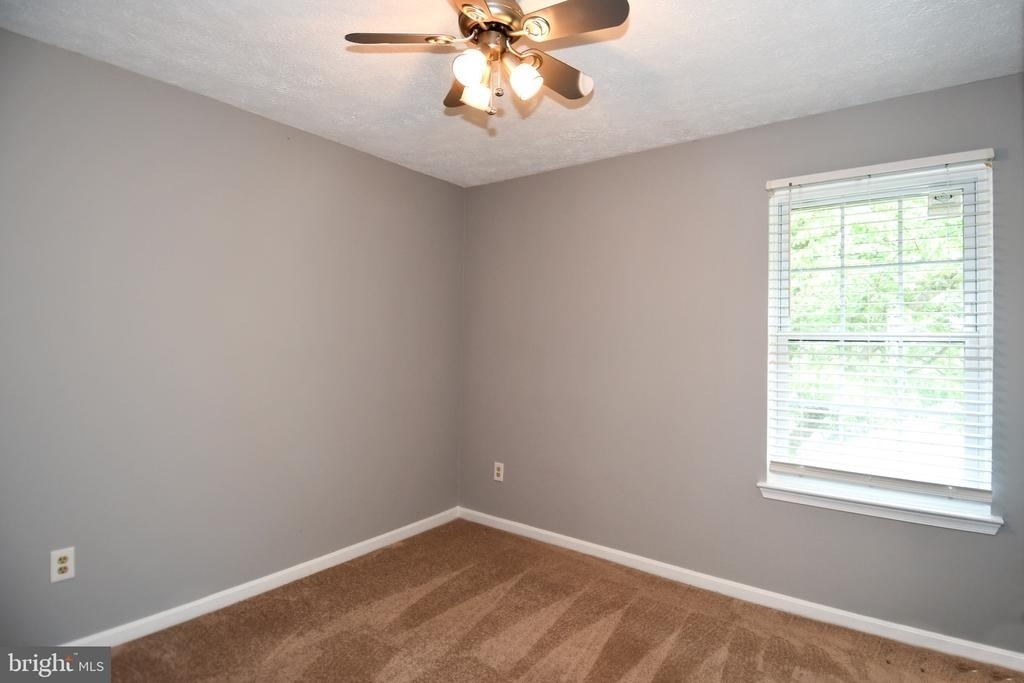 13703 Lord Sterling Place - Photo 27