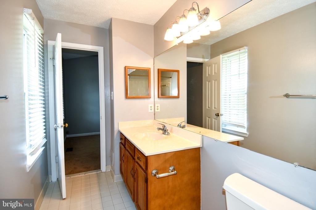 13703 Lord Sterling Place - Photo 23