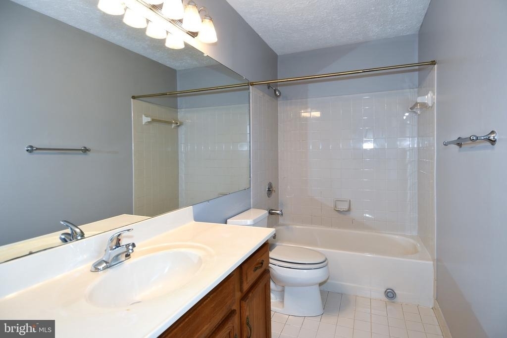 13703 Lord Sterling Place - Photo 24